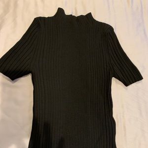 ZARA BLACK SHORT SLEEVE KNITED TOP